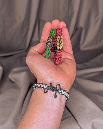 Apsaugos Vikingų runų apyrankė