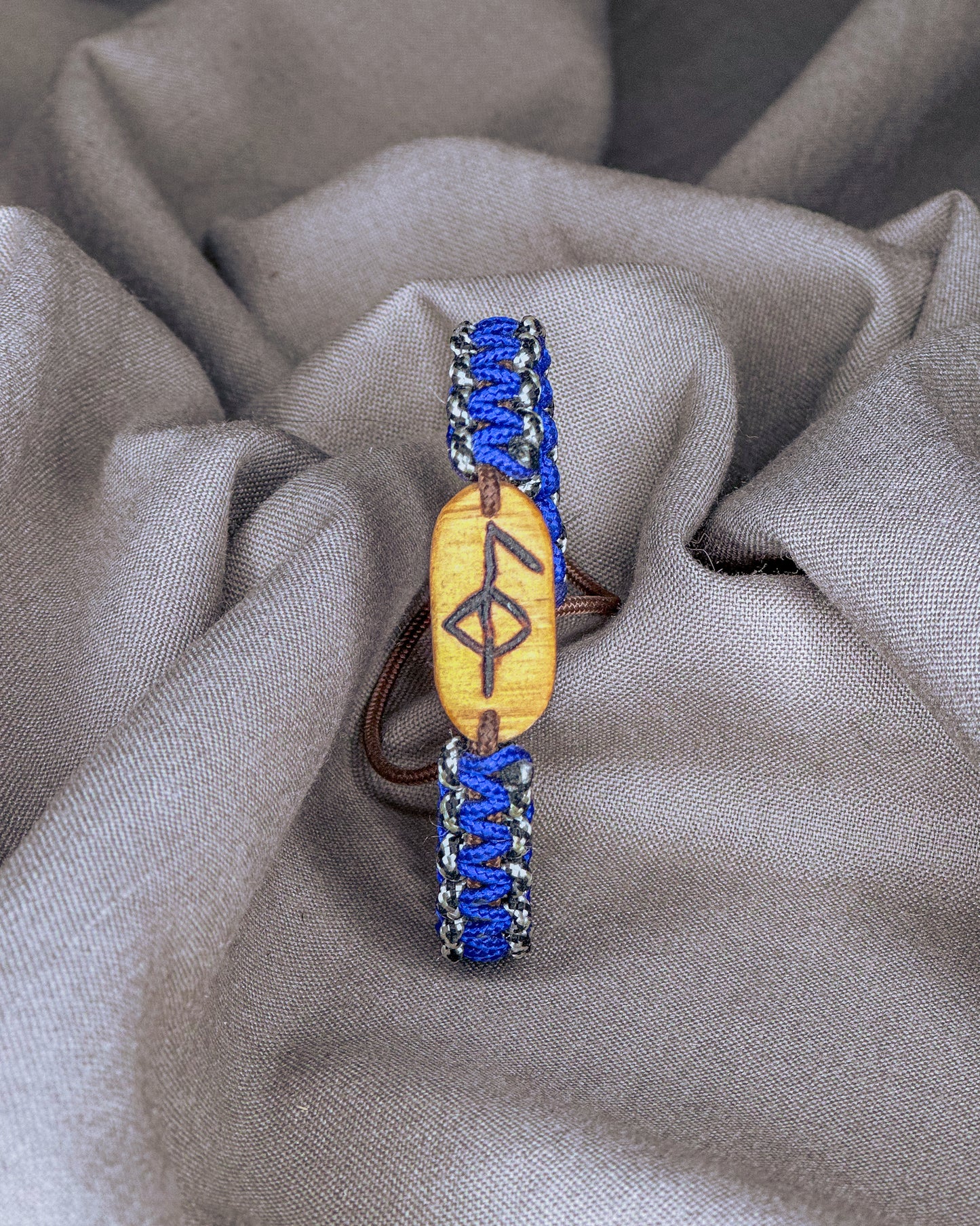 Sveikatos Vikingų runų apyrankė