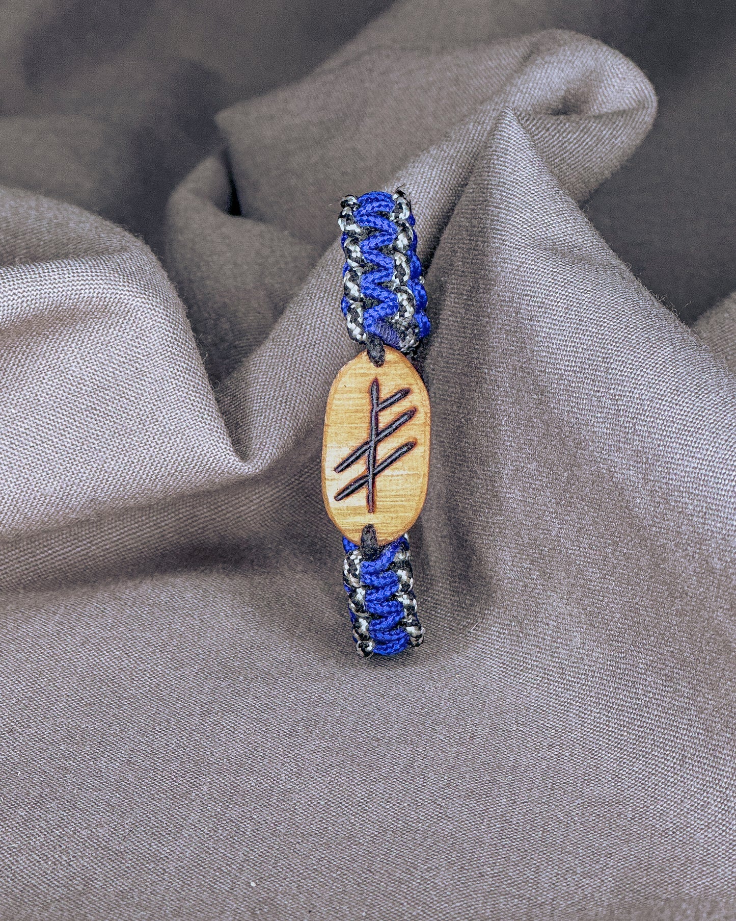 Sėkmingumo Vikingų runų apyrankė