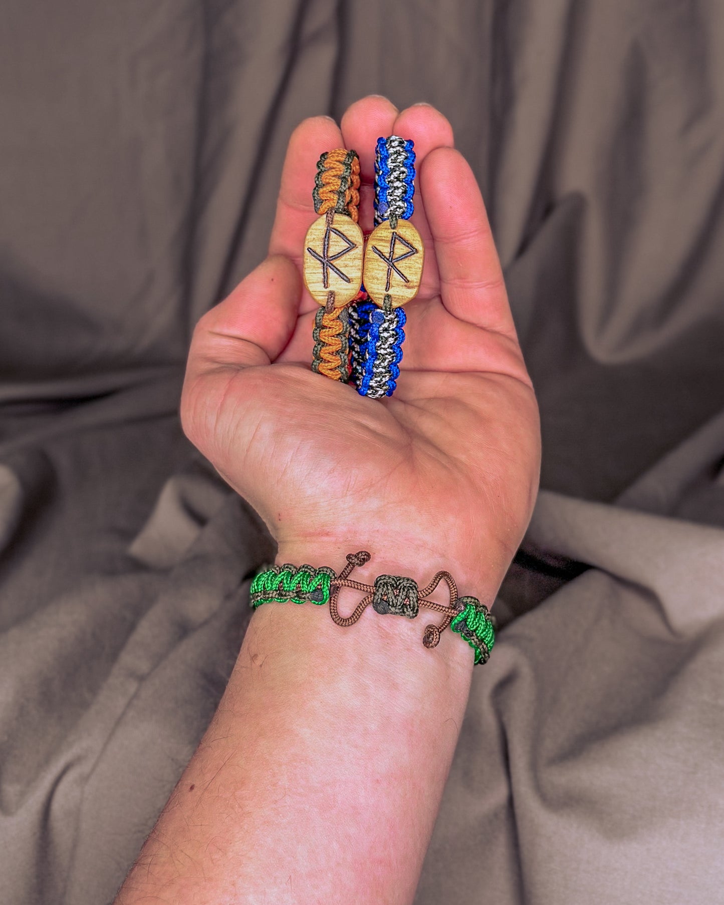 Kelionių Vikingų runų apyrankė