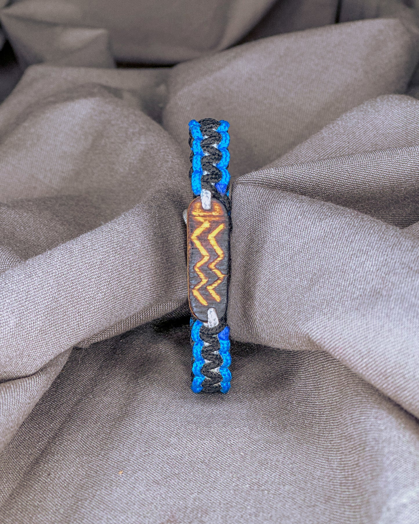 "Lankutė" Baltų apyrankė