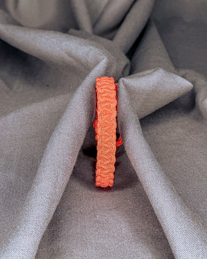 Vienspalvė apyrankė