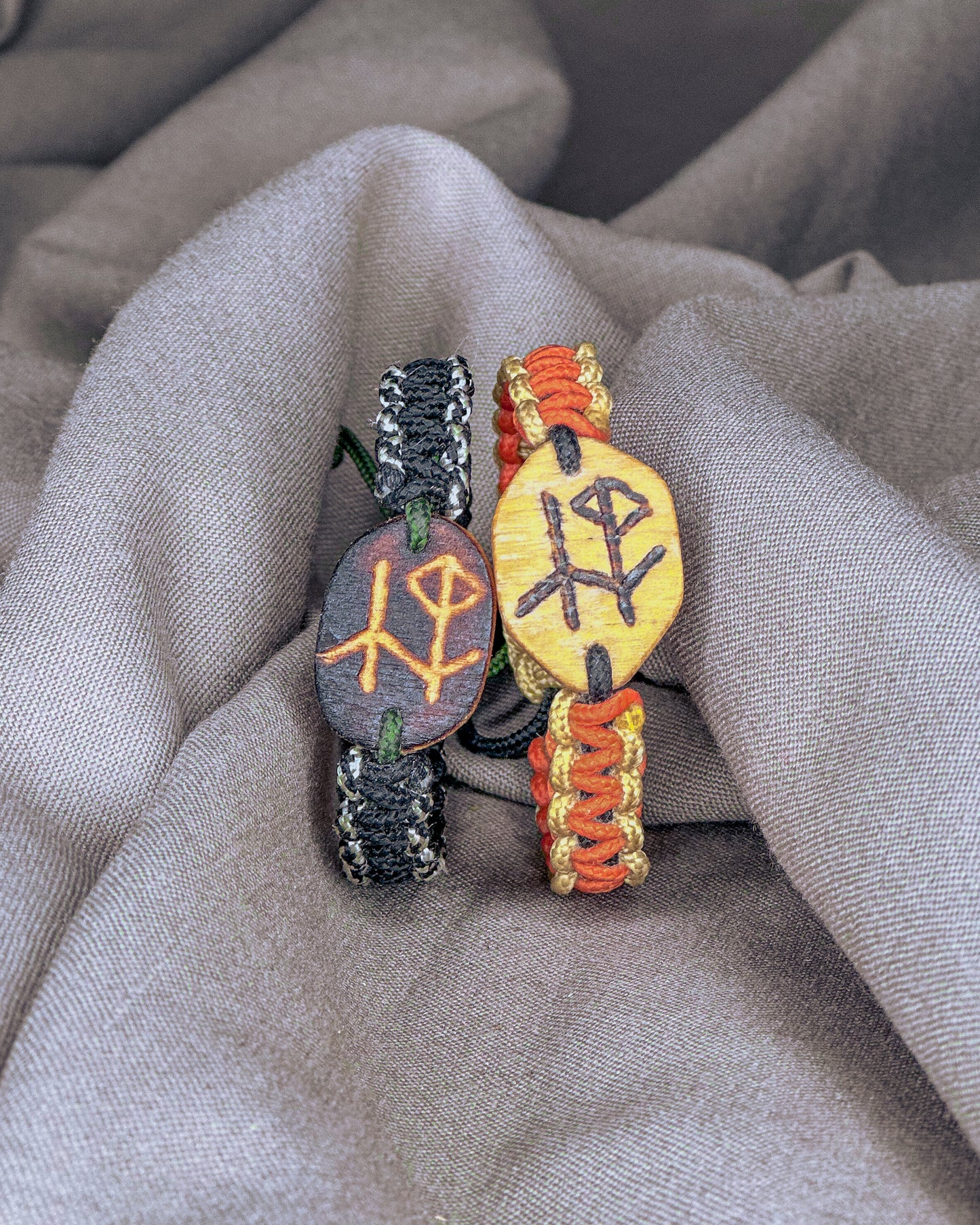 Išminties Vikingų runų apyrankė