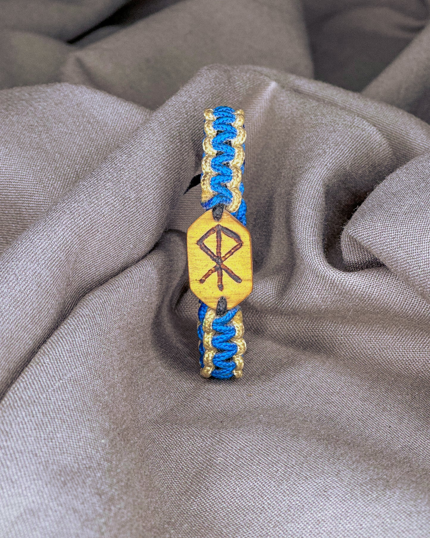 Drąsos Vikingų runų apyrankė