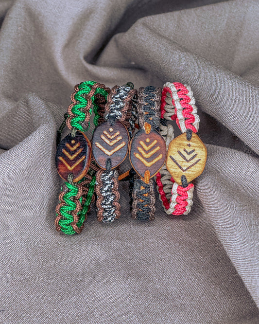 "Eglalė" Baltų apyrankė