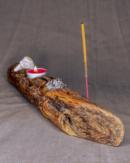 „Šventykla" Smilkalinė – žvakidė