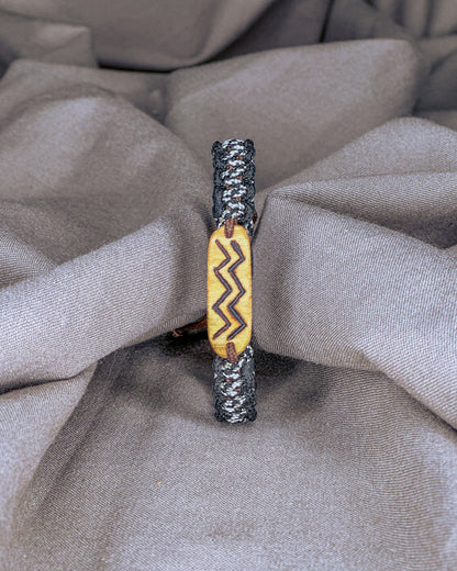 "Lankutė" Baltų apyrankė