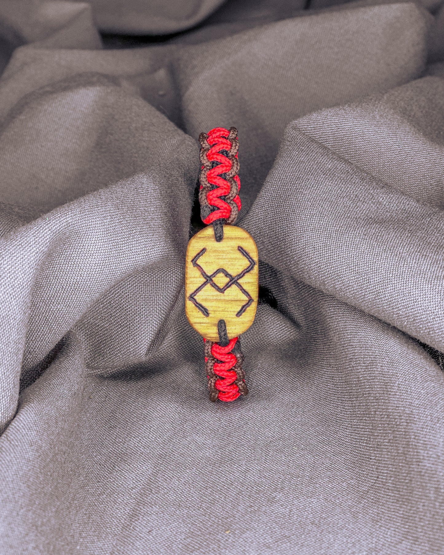 "Vėželis" Baltų apyrankė