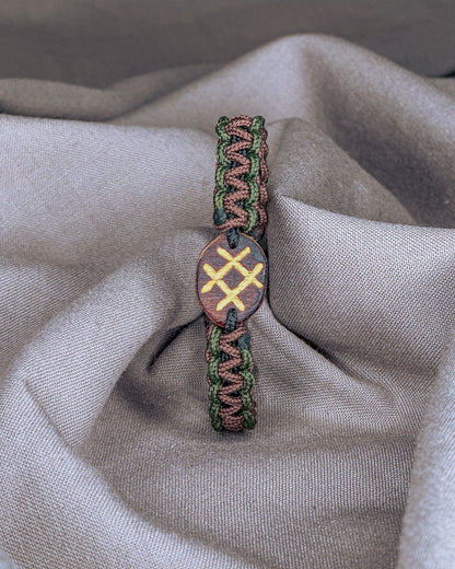 "Gyvybės medis" Baltų apyrankė